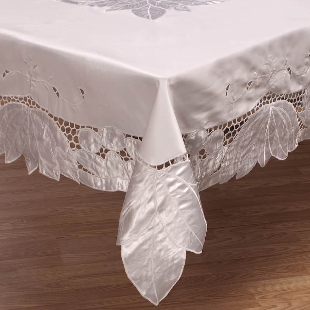 White 108-inch Round Tablecloth