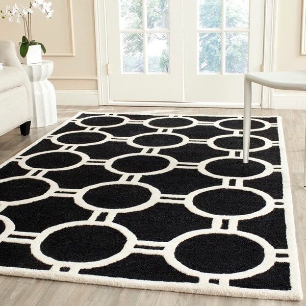 Safavieh Handmade Moroccan Cambridge Black/ Ivory Wool Rug - 8' x 10'
