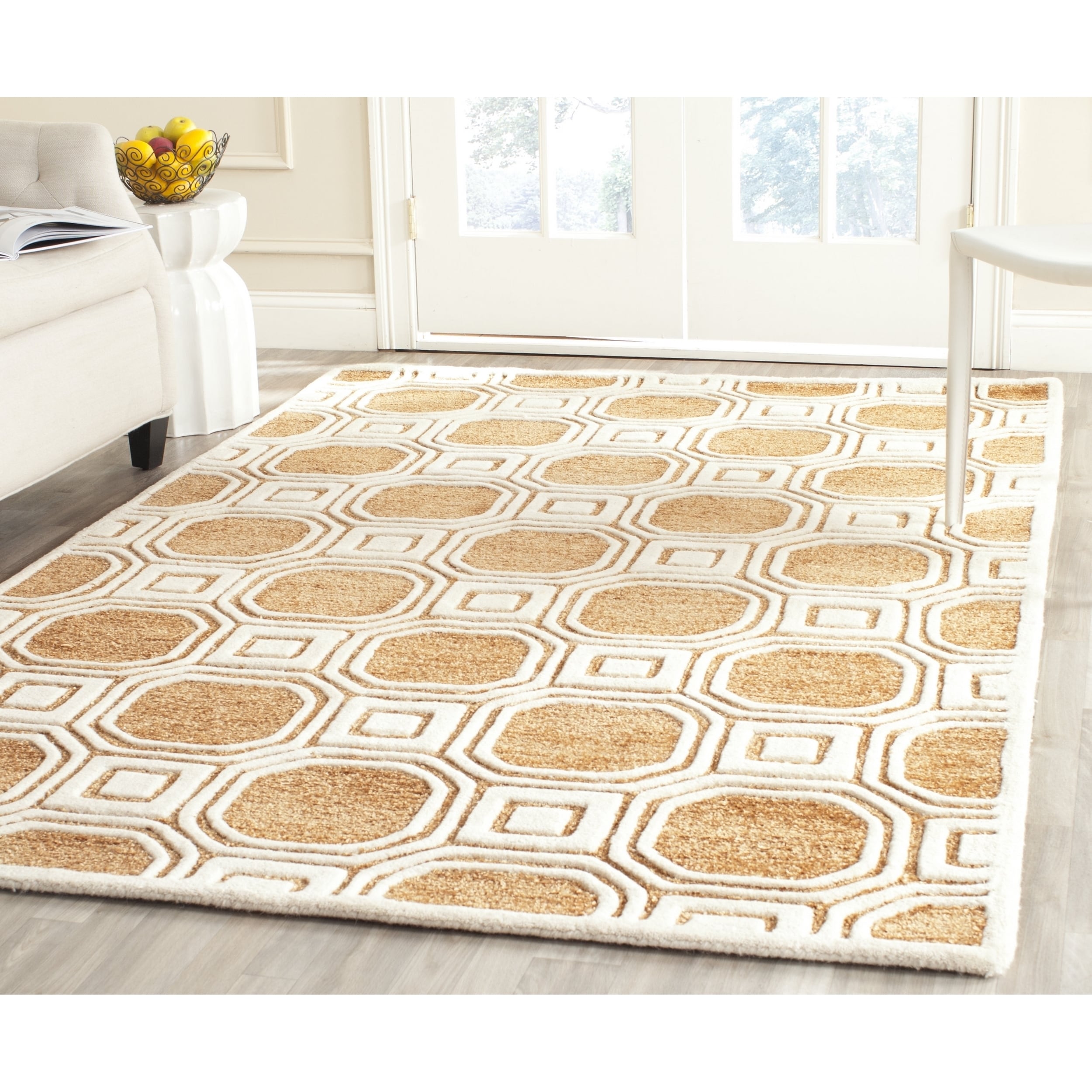 Safavieh Handmade Precious Camel Polyester/ Wool Rug (5 Square)