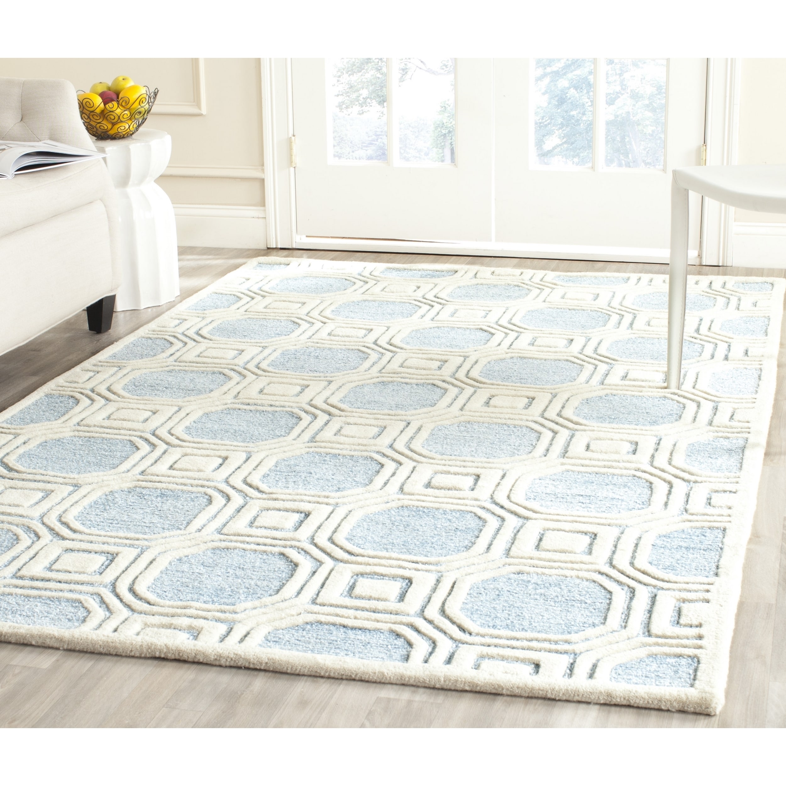 Safavieh Handmade Precious Mist Blue Polyester Rug (89 X 12)