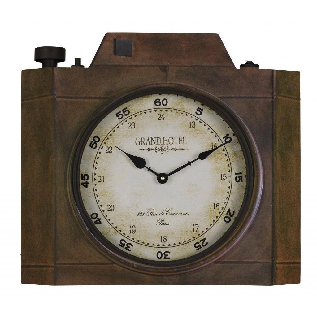 Russo Metal Wall Clock
