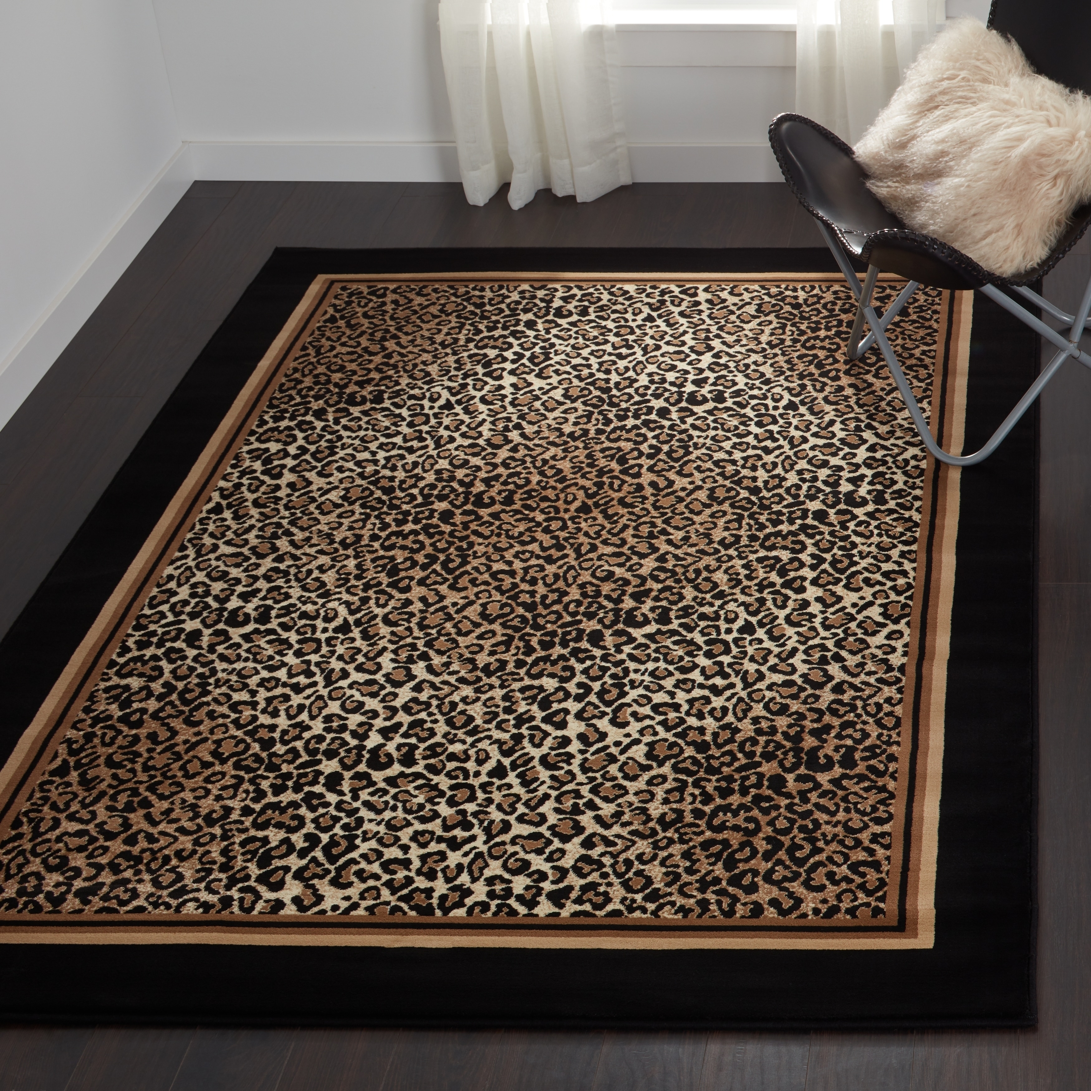 Power Loomed Everest Leopard/ Ivory/ Black Area Rug (710 X 112)