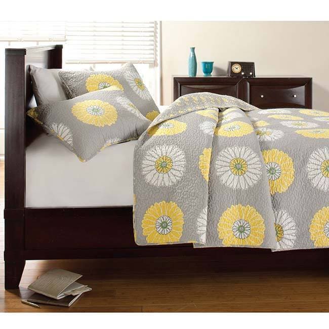grey and yellow coverlet