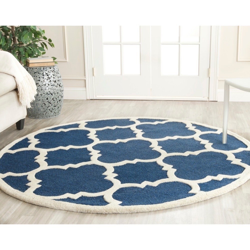 Safavieh Handmade Moroccan Cambridge Navy/ Ivory Wool Rug (4 Round)