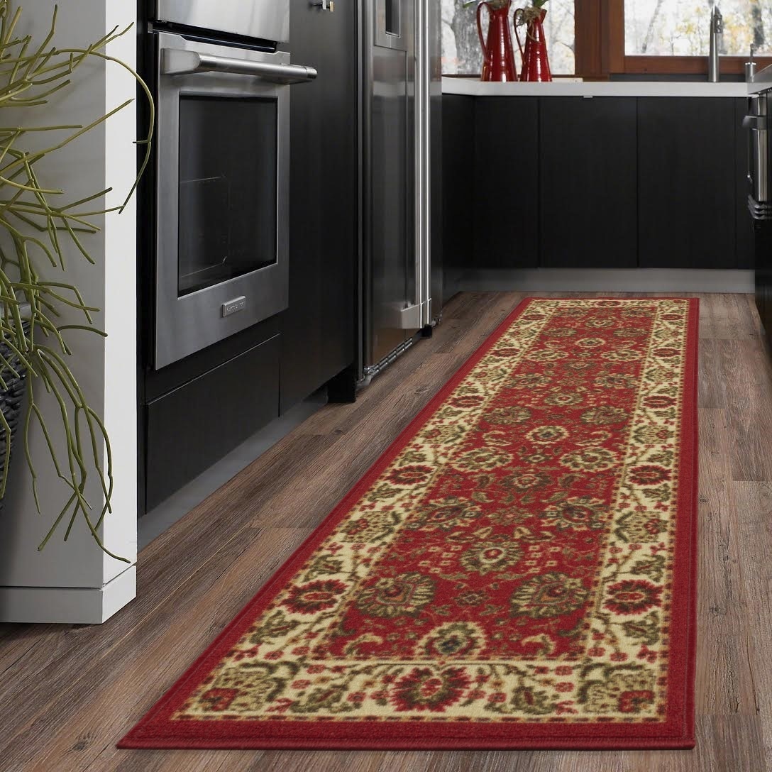 Dark Red Traditional Floral Design Non skid Runner Rug (18 X 411)