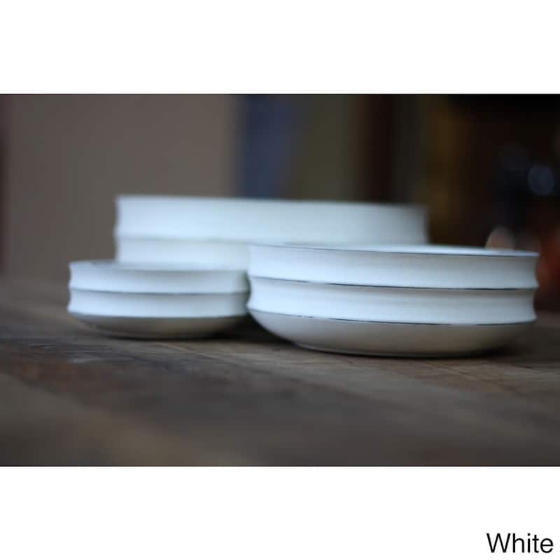 Handmade 3-piece Acacia Wood Bowls (India) - 3 bowls - White