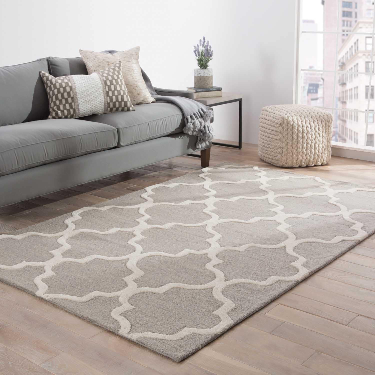 Hand made Geometric Pattern Gray/ Ivory Wool Rug (2x3)