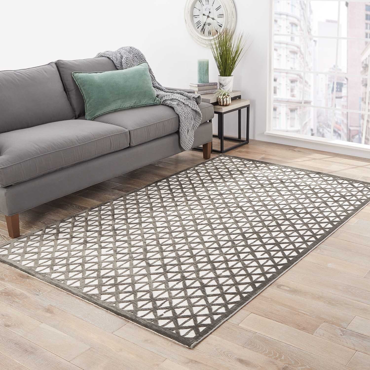 shop-aries-geometric-gray-white-area-rug-7-6-x-9-6-7-6-x-9-6