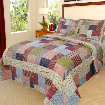 Windsor Home Savannah Classic Patchwork Quilt Set