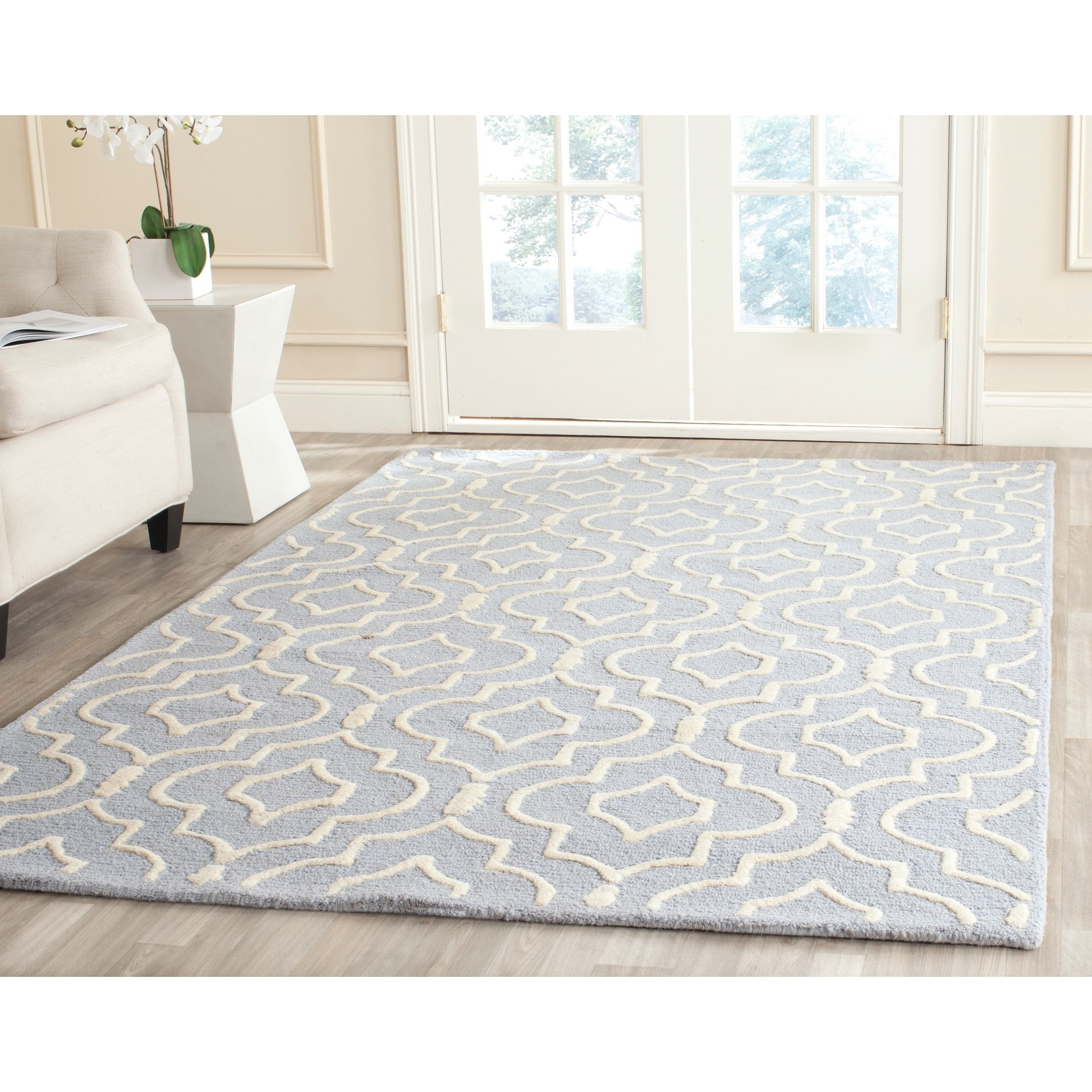 Safavieh Handmade Moroccan Cambridge Light Blue/ Ivory Wool Rug With High/ Low Construction (5 X 8)