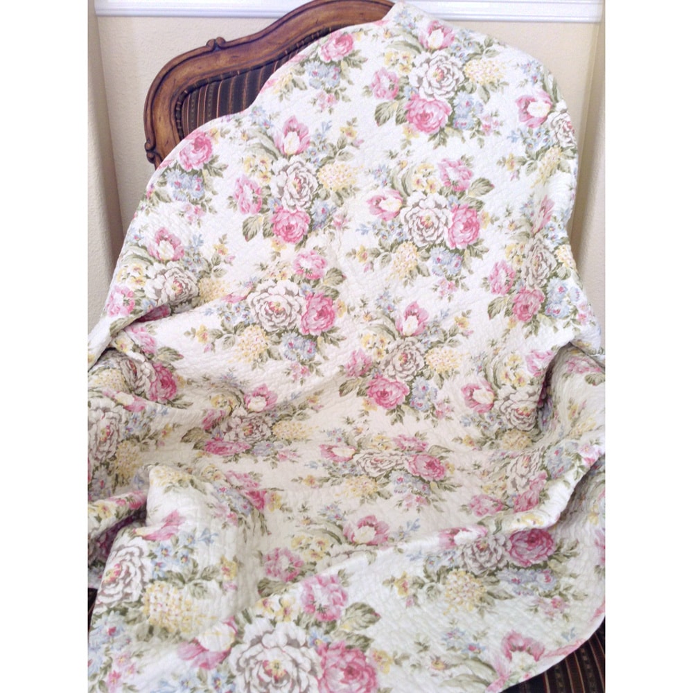 Pretty Peony Quilted Throw