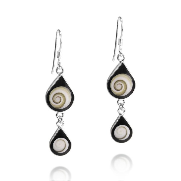 Handmade Black Shiva Swirl Teardrop Shell Silver Earrings (Thailand) - black-white