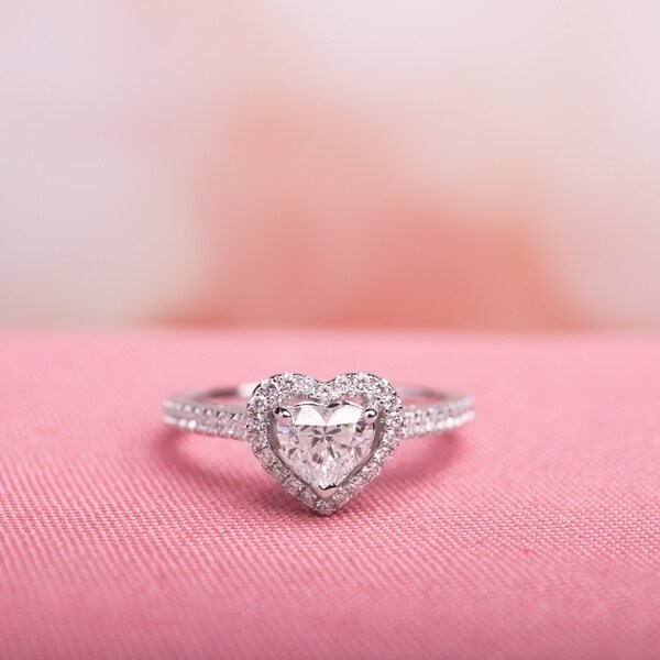 Miadora 14k White Gold 1ct TDW Diamond Heart Ring. Opens flyout.