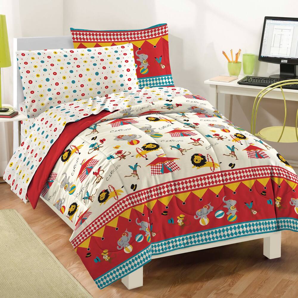 Circus 7 piece Bed In A Bag With Sheet Set