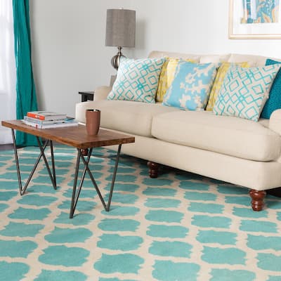 Hand-woven Carvin Moroccan Trellis Flatweave Wool Area Rug
