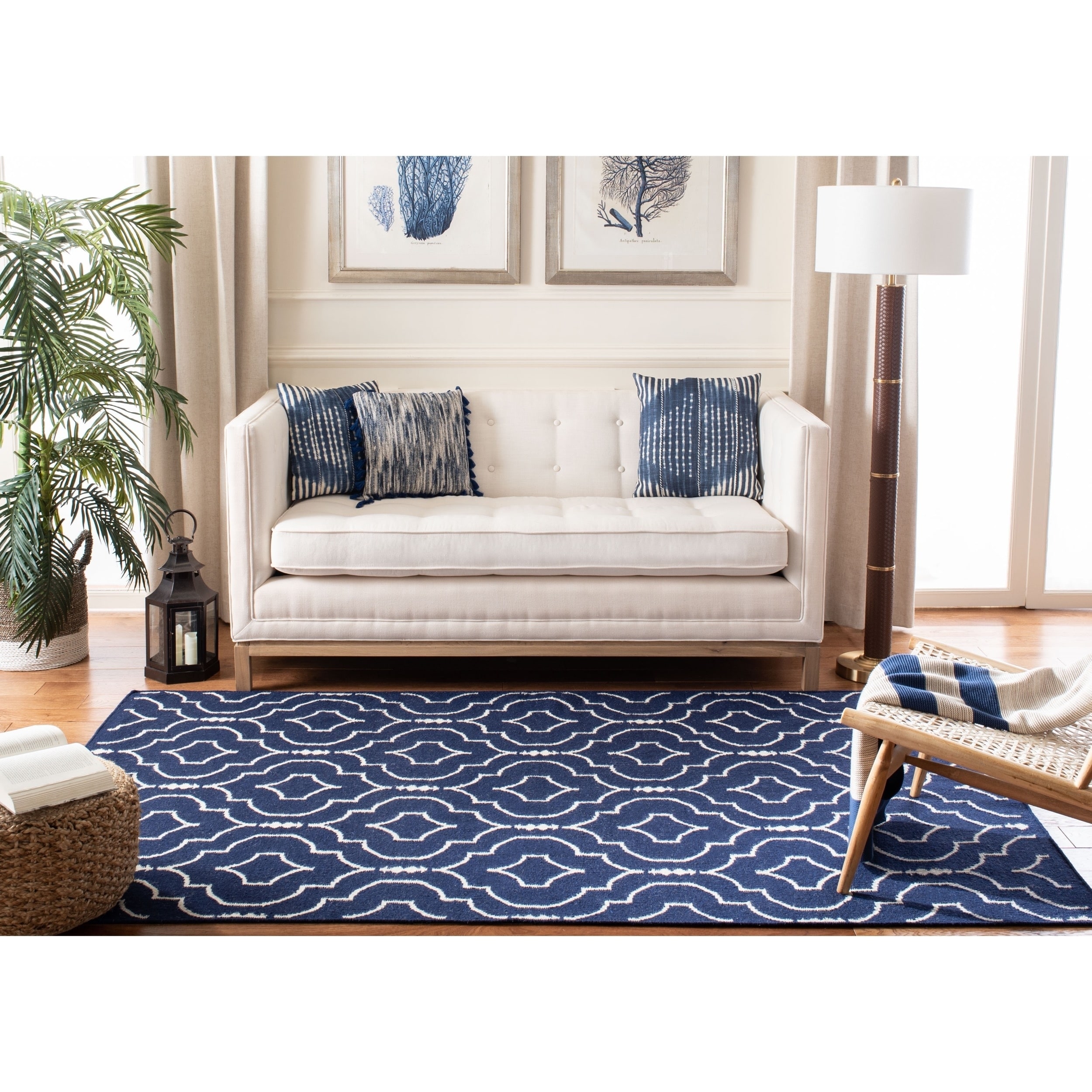 Safavieh Hand woven Moroccan Dhurries Navy/ Ivory Wool Rug (6 Square)