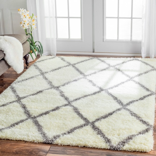 nuLOOM Moroccan Ivory Trellis Shag Rug (92 x 12)