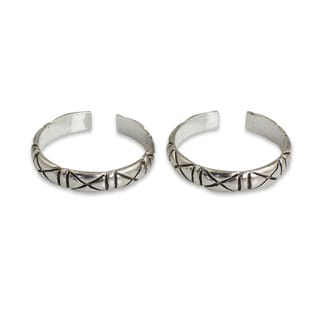 pair Flower and Swirl/' Flower and Swirl NOVICA .925 Sterling Silver Set of 2 Adjustable Floral Toe Rings pair