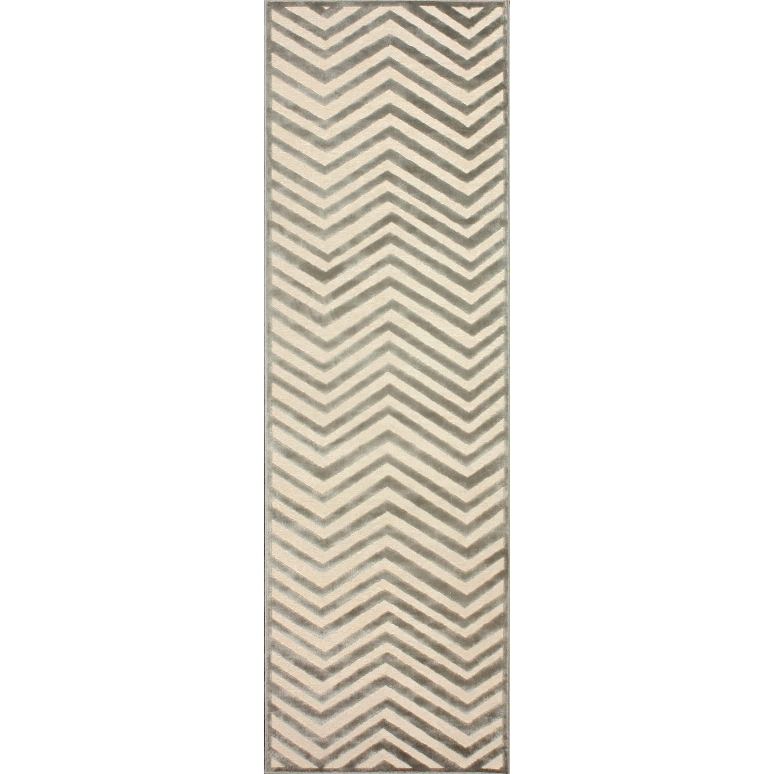 Nuloom Modern Chevron Cream Faux Silk Runner Rug (26 X 8)