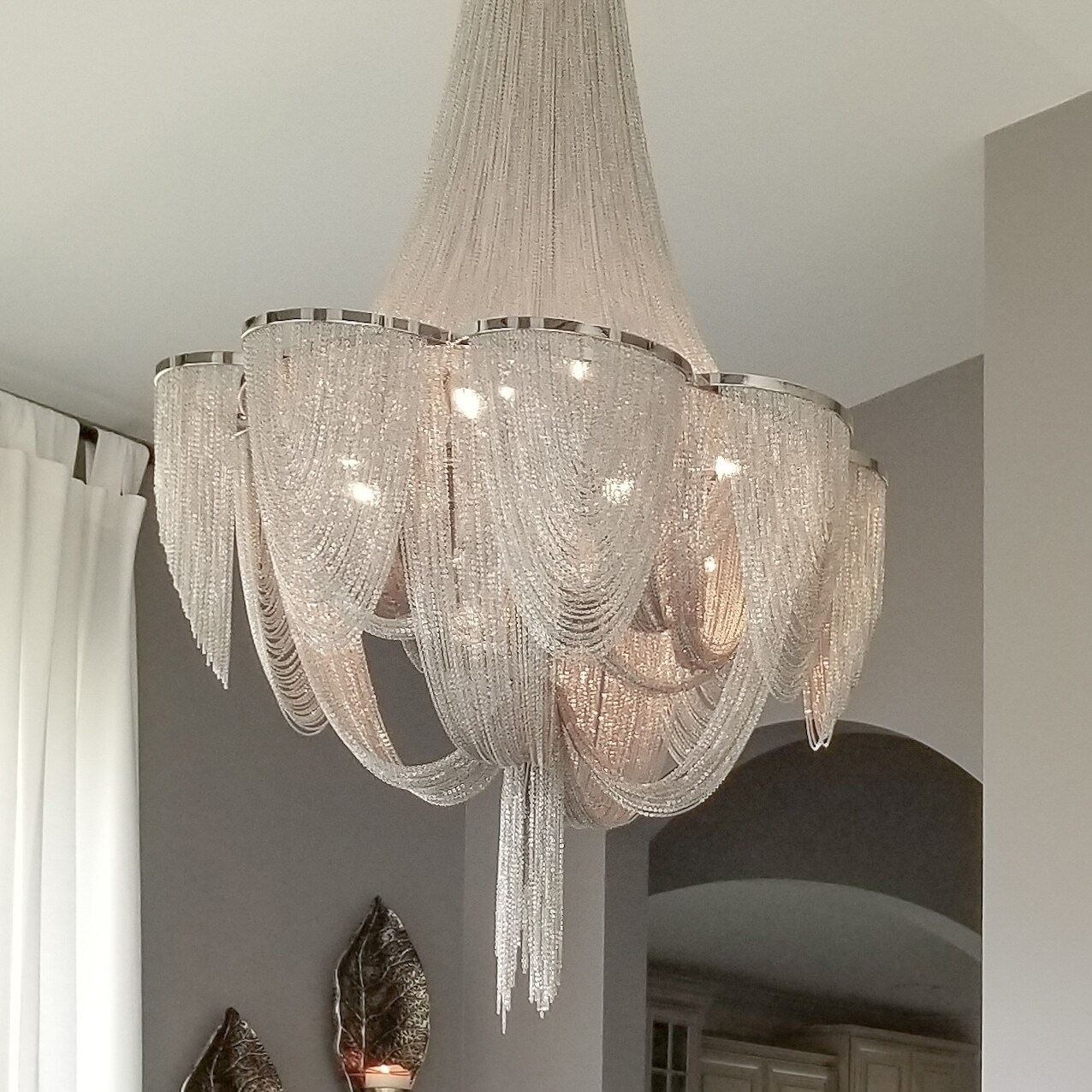 Maxim Chantilly 6-light Single-tier Chandelier (Chantilly 6-Light Chandelier) - Chandeliers For Bedrooms by Overstock.com