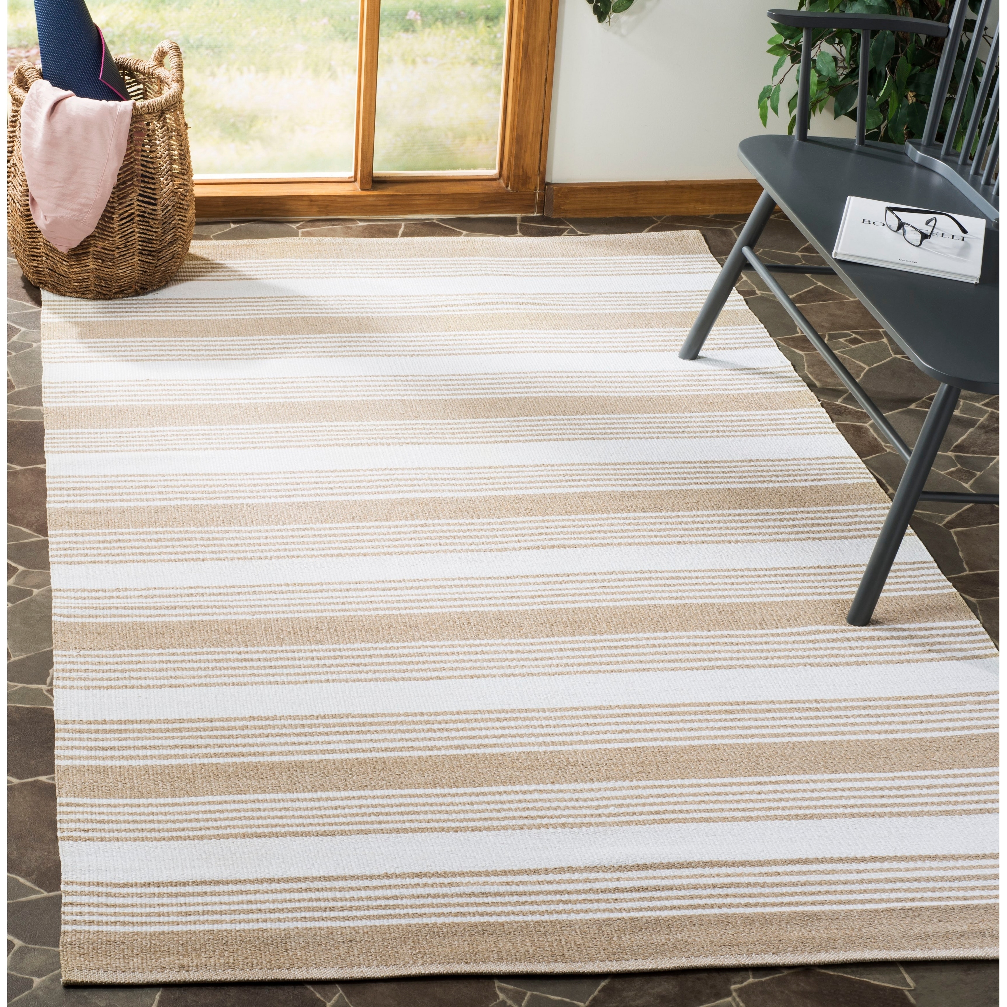 Safavieh Indoor/ Outdoor Thom Filicia Navy Plastic Rug (26 X 4)