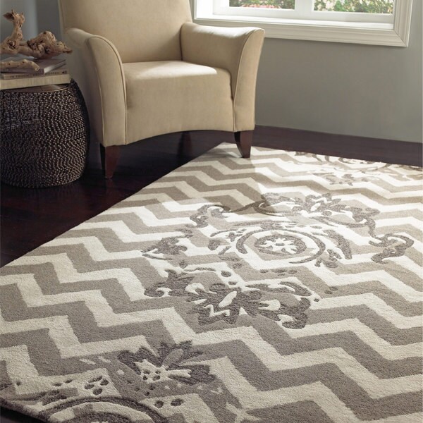 nuLOOM Handtufted Modern Chevron Medallion Grey Wool Rug 7'6 x 9'6