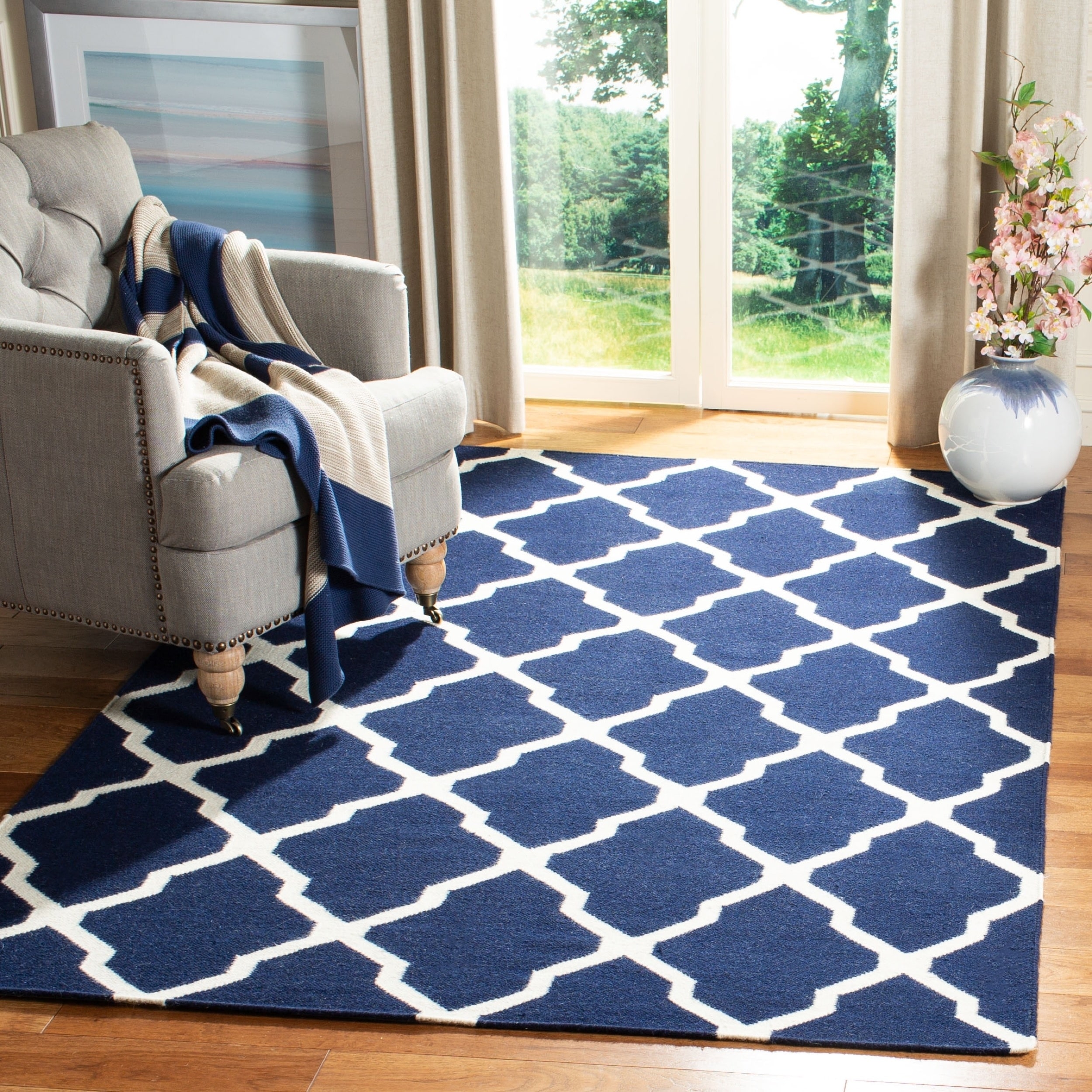 Safavieh Hand woven Moroccan Dhurries Navy/ Ivory Wool Rug (5 X 8)