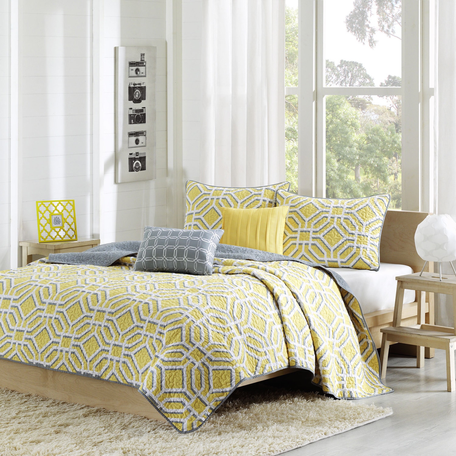 Id intelligent Designs Id Alana 5 piece Coverlet Set Yellow Size Twin