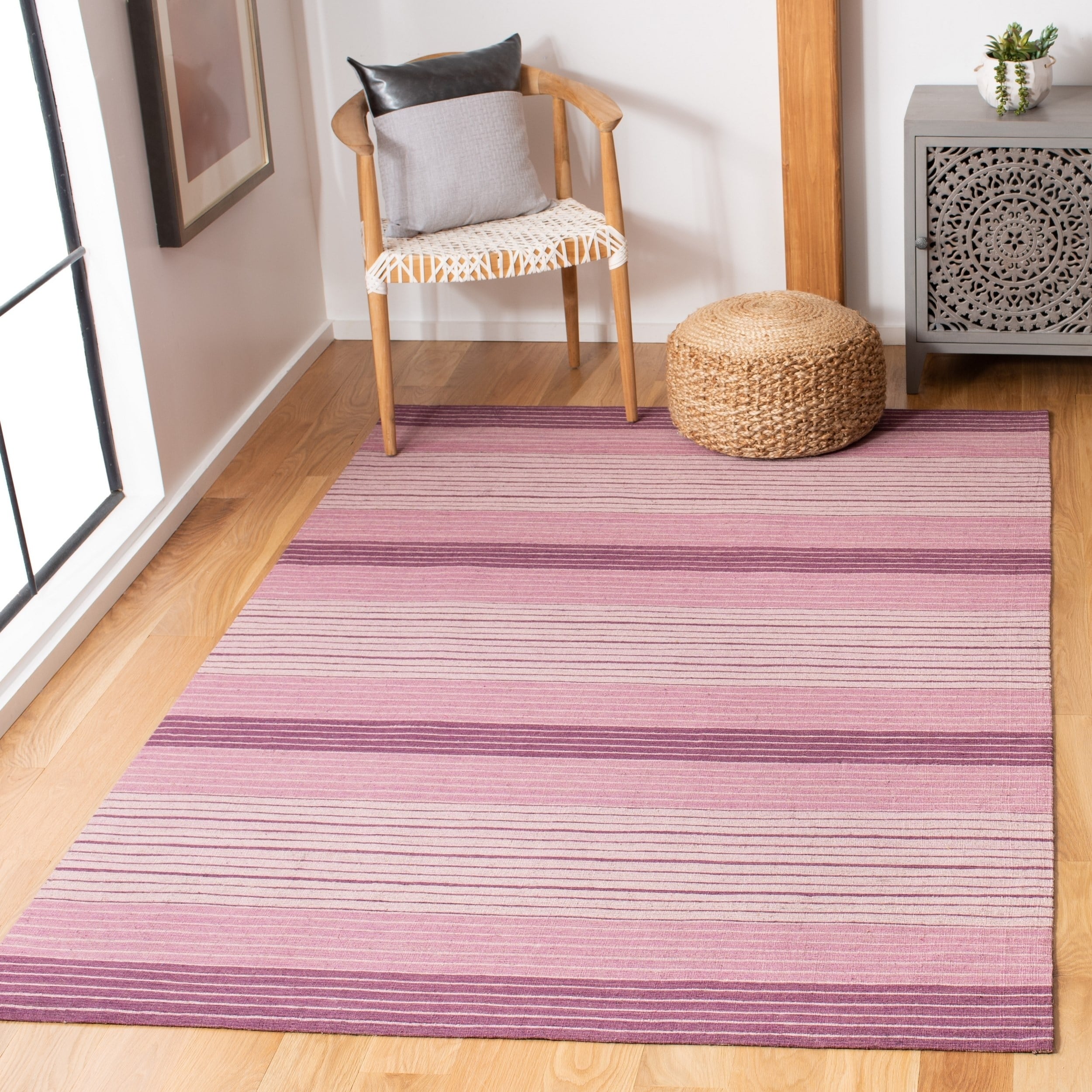 Safavieh Hand woven Marbella Lilac Wool Rug (23 X 8)