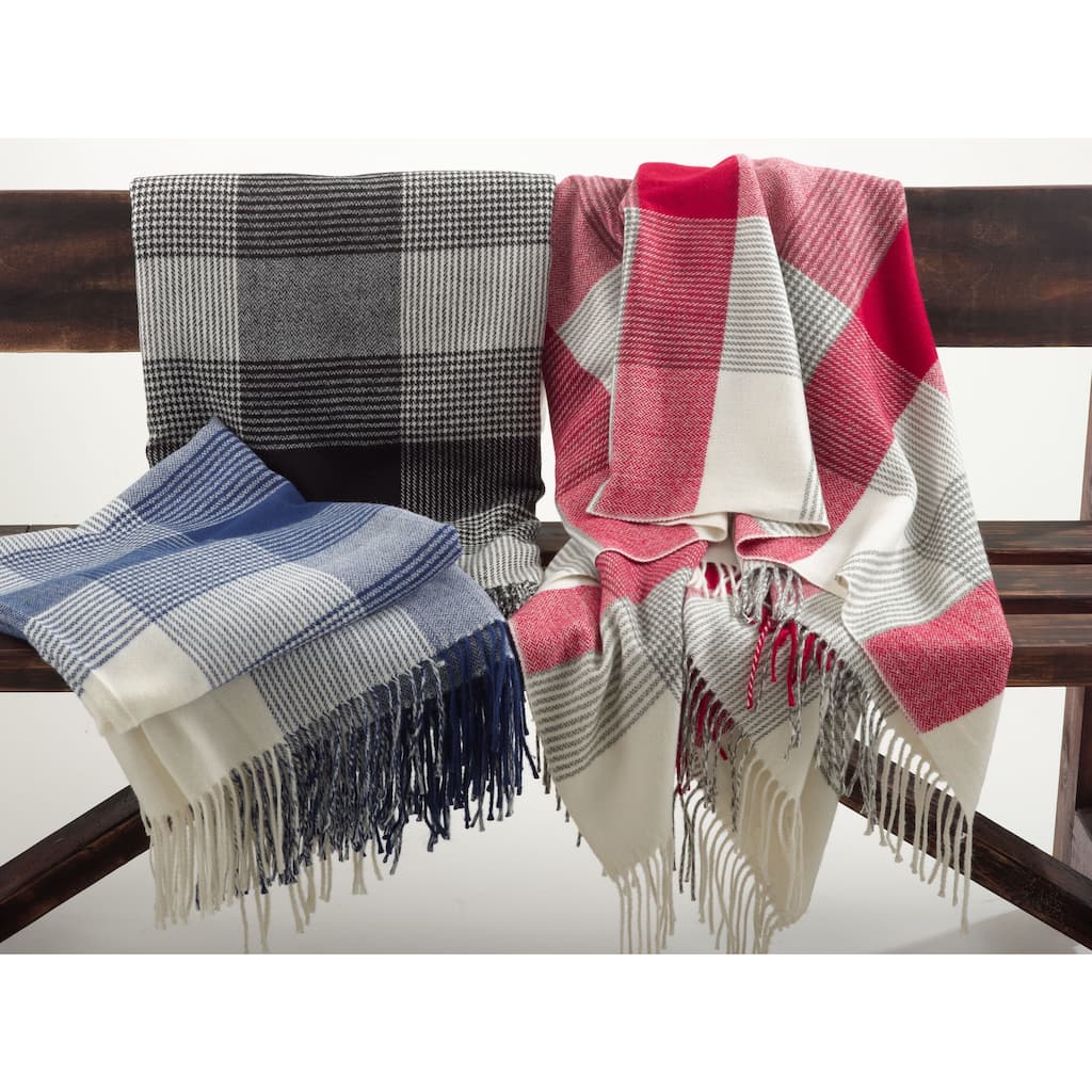 Plaid Design Throw Blanket