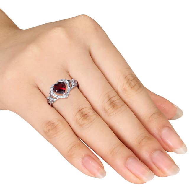 Miadora Sterling Silver Garnet and 1/10ct TDW Diamond Heart Ring (H-I, I2-I3)