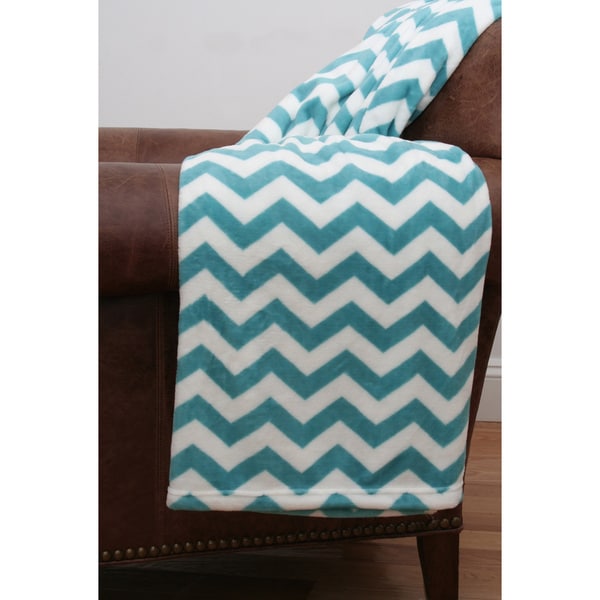 Shop Thro by Marlo Lorenz Classic Chevron Fleece Throw Blanket - Free ...