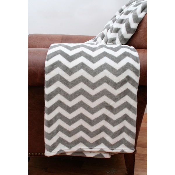 Thro by Marlo Lorenz Classic Chevron Fleece Throw Blanket Bed