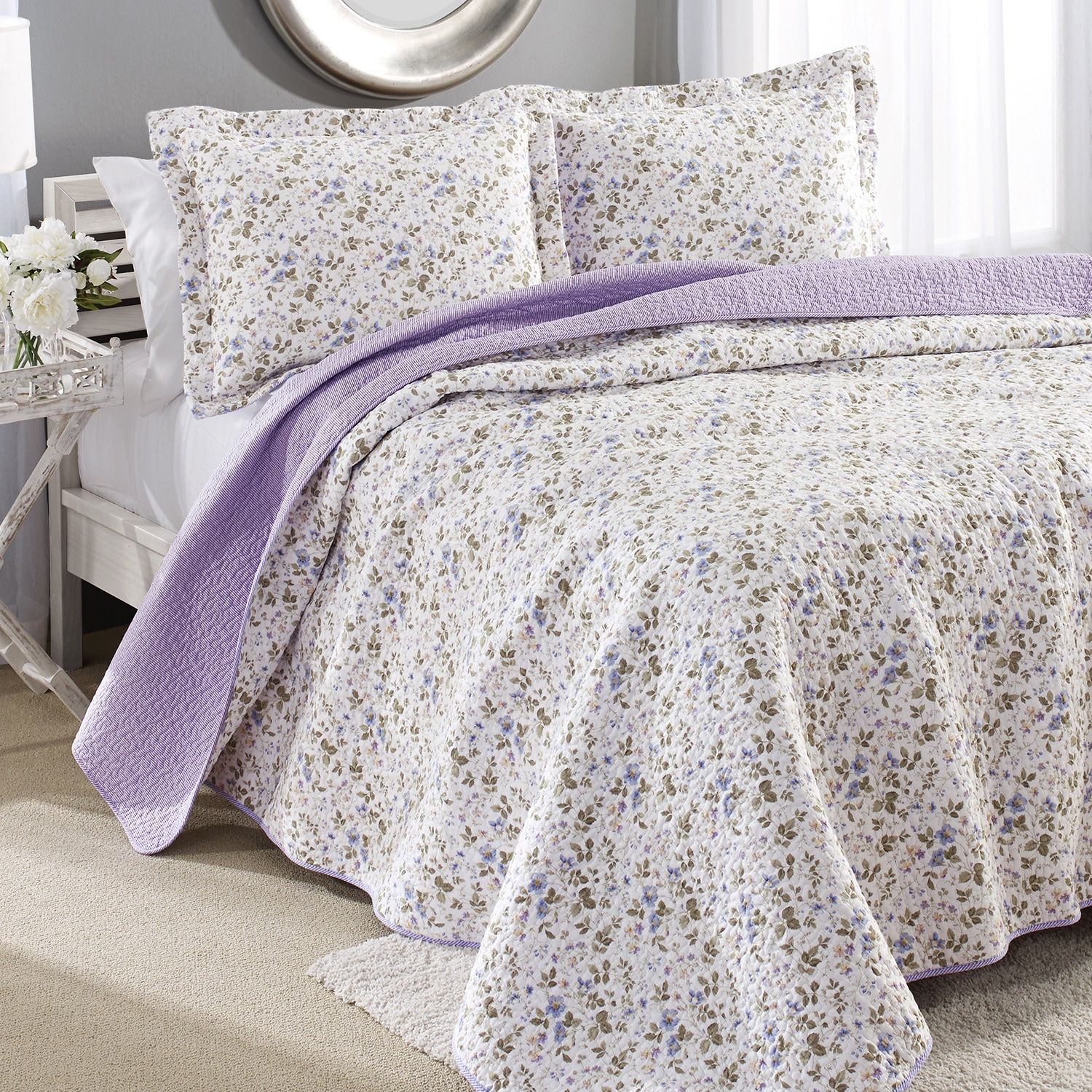 Laura Ashley Laura Ashley Spring Bloom Reversible Cotton 3 piece Quilt Set Blue Size Twin