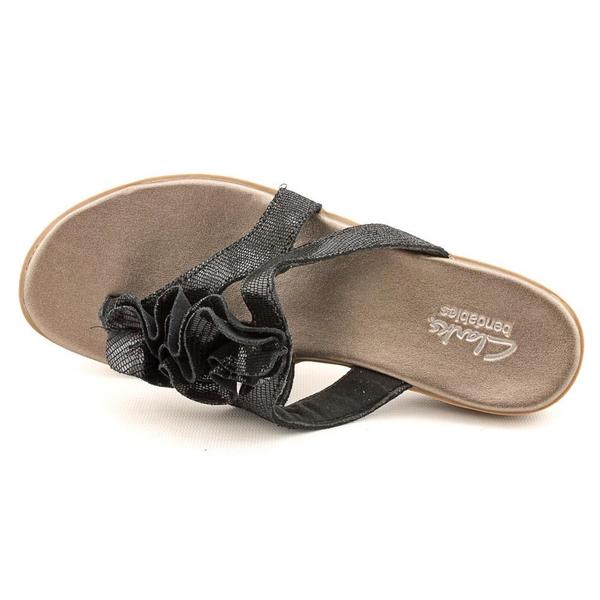 clarks sandals size 10