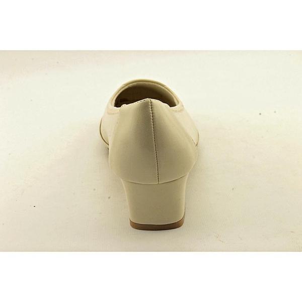 easy street dress shoes