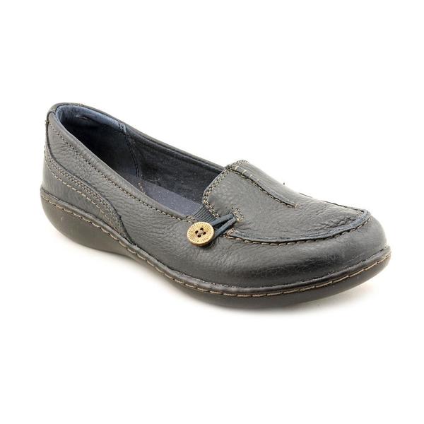 Shop Clarks Women�s �Ashland Scurry� Leather Casual Shoes