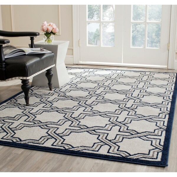 Safavieh Amherst Ivory/ Navy Rug - 9' x 12'