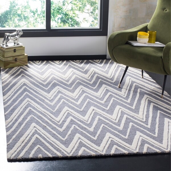 Safavieh Handmade Moroccan Cambridge Dark Grey/ Ivory Wool Rug - 10' x 14'