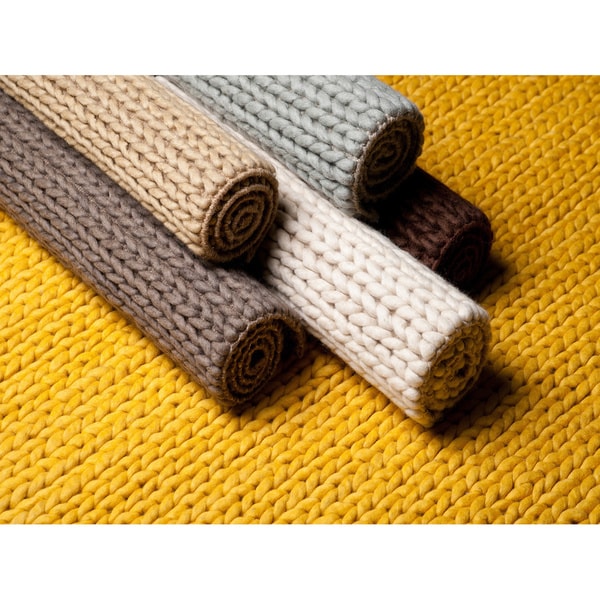 Hand Woven Hale Contemporary Solid Braided New Zealand Wool Hand Woven Hale Contemporary Solid Braided New Zealand Wool Area Rug 8 X27