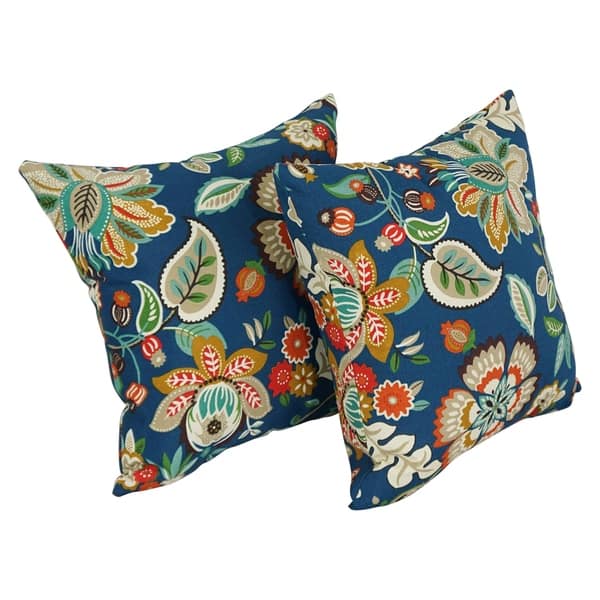 Blazing Needles 17 Inch Indoor Outdoor Throw Pillow Set Of 2 18 On Sale Overstock 8880667 Basalto Cherry