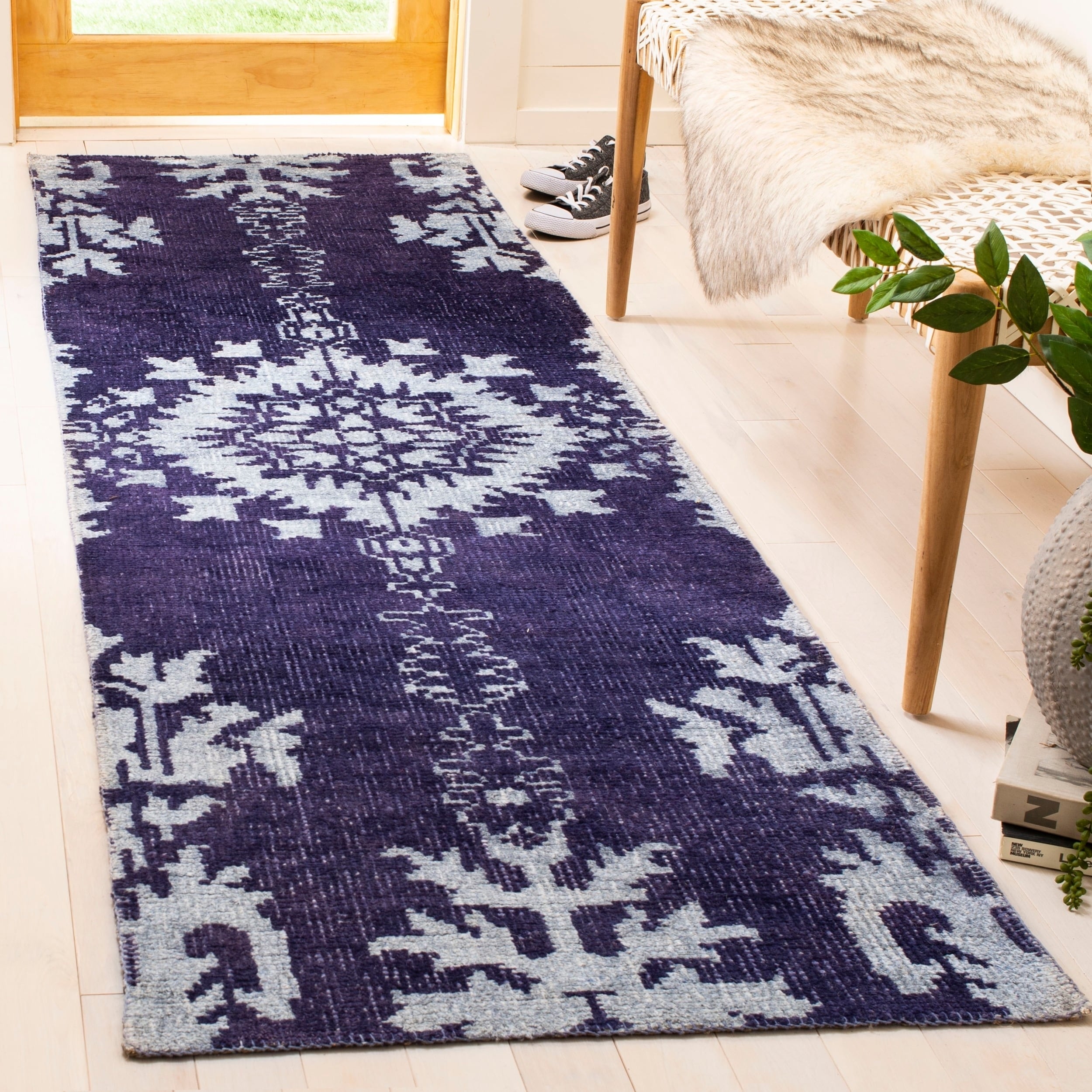 Safavieh Hand knotted Stone Wash Deep Purple Wool/ Cotton Rug (26 X 8)