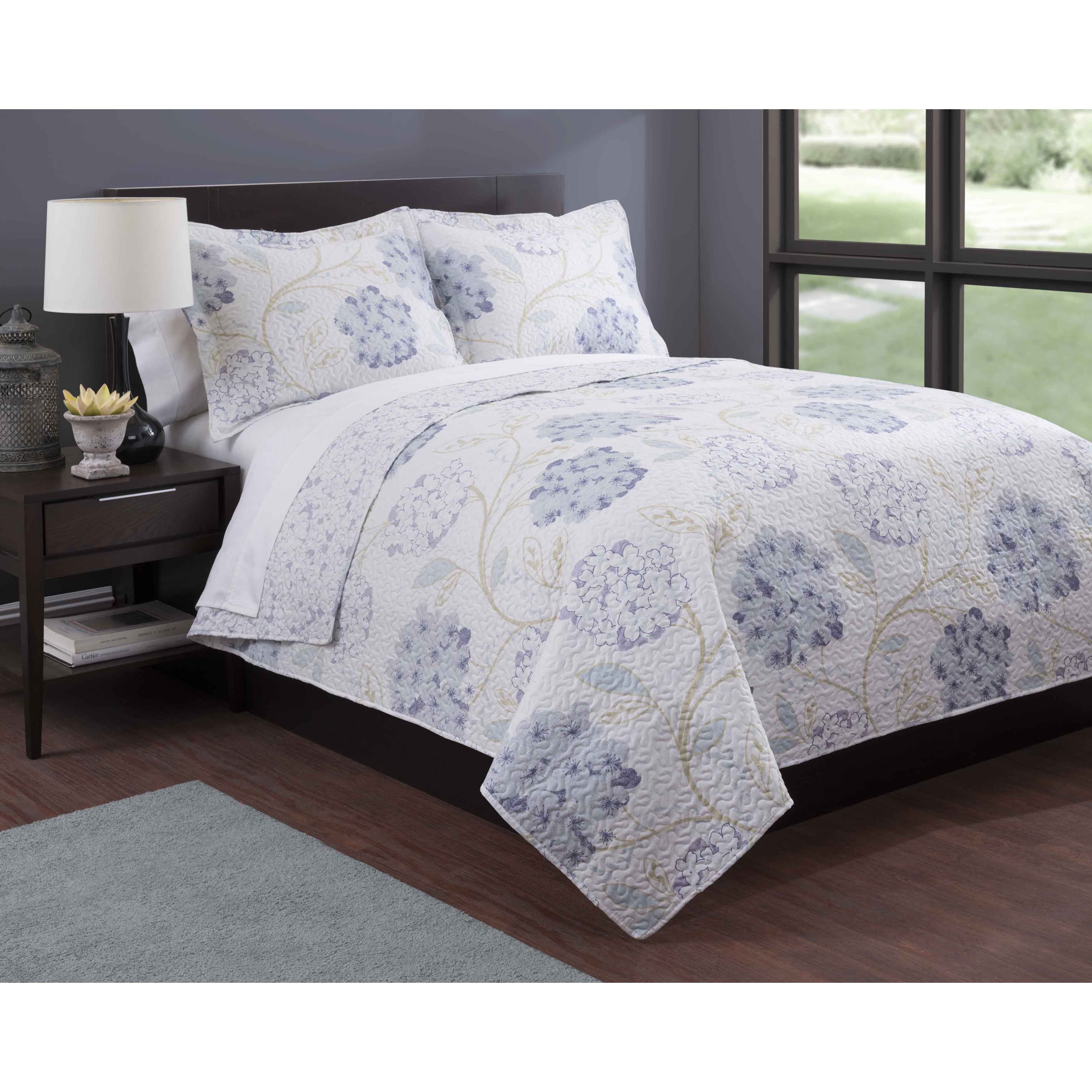 Lavender Floral Print 3 piece Quilt Set