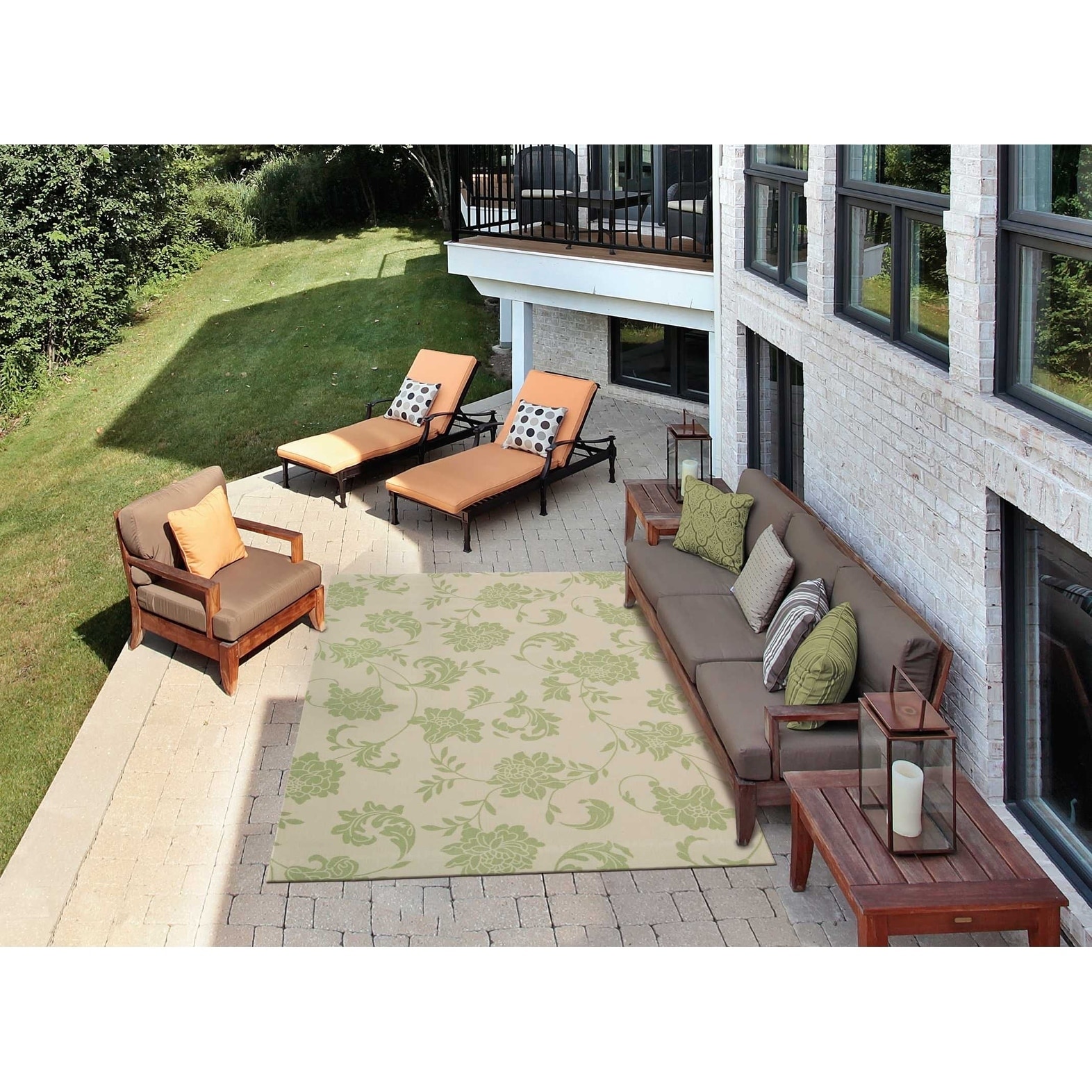 Nourison Home And Garden Indoor/outdoor Green Rug (53 X 75)