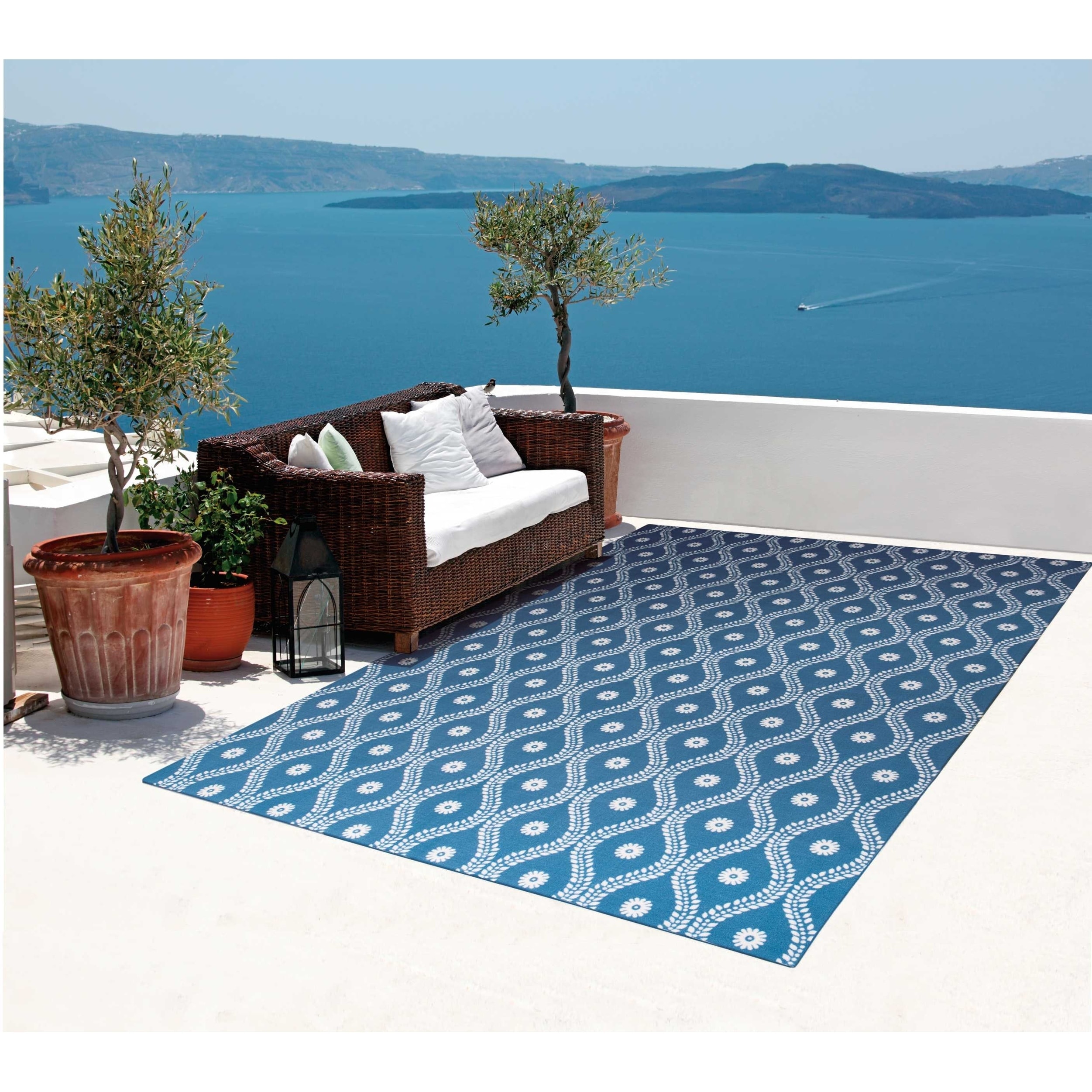 Nourison Home And Garden Navy/ Ivory Indoor/ Outdoor Rug (43 X 63)