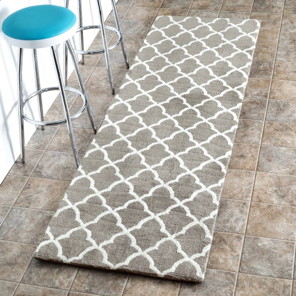 Nuloom Machine-made Microfiber Trellis Area Rug