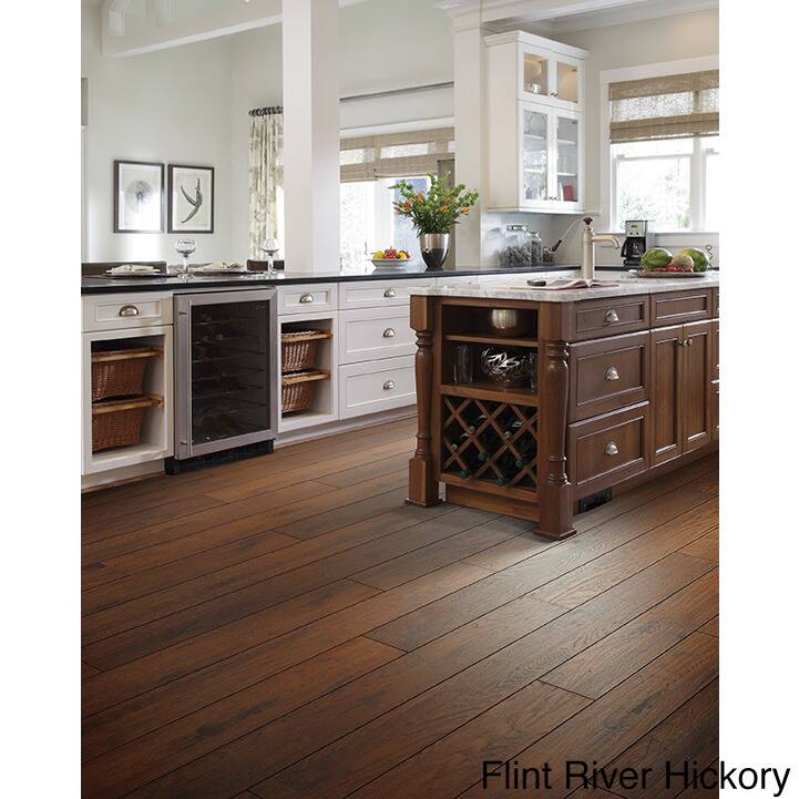 Riverdale Hand-scraped Hickory Flooring (17.99 Square Feet)