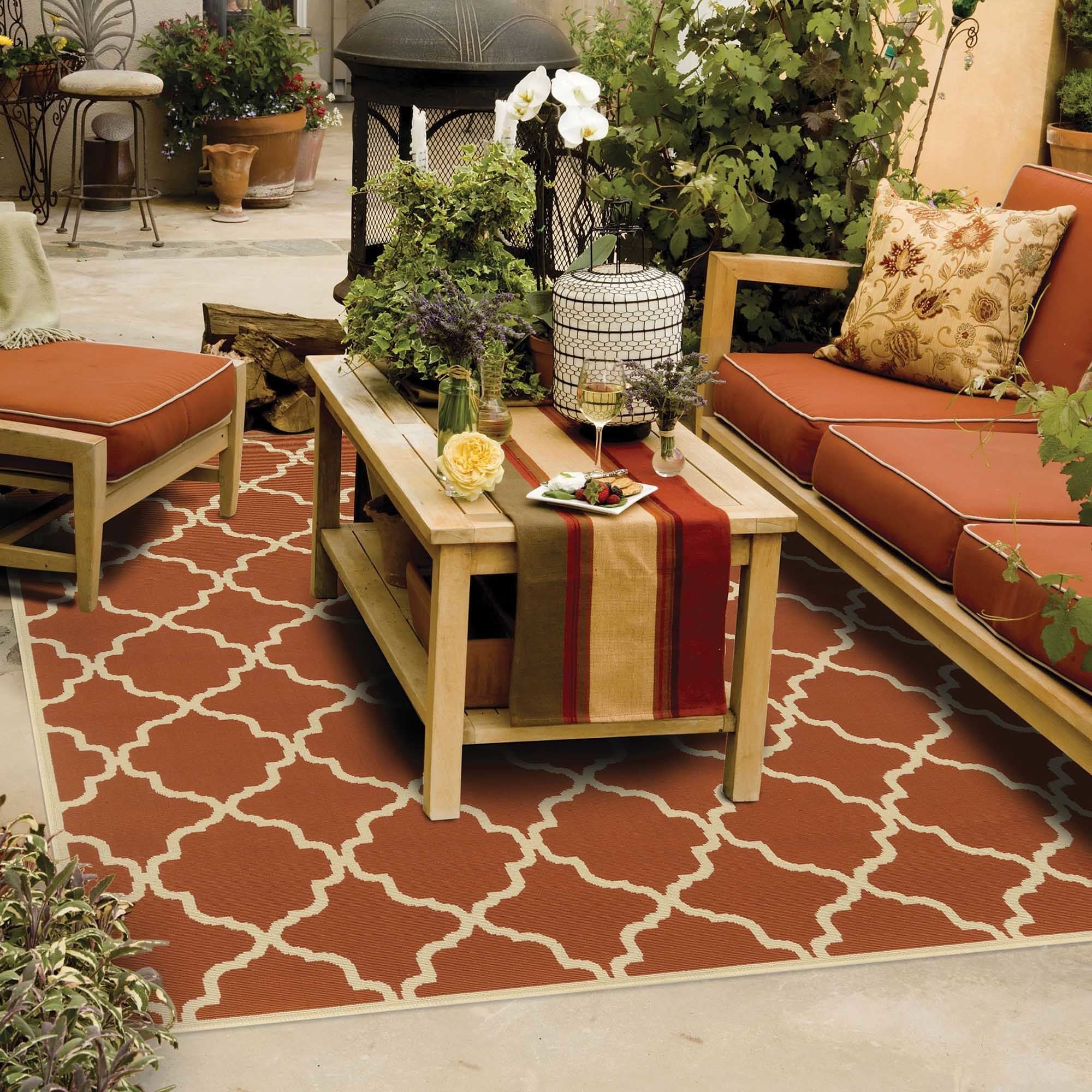 outdoor lattice rug
