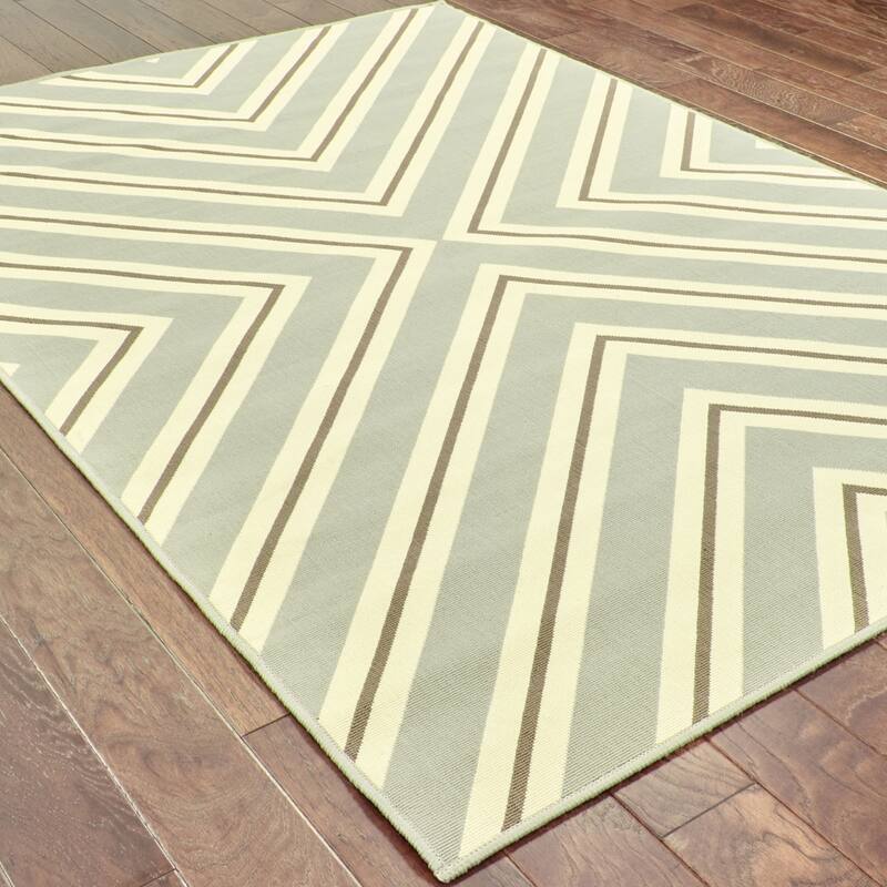 Vista Home Rio Mar Diagonal Stipe Indoor/ Outdoor Area Rug