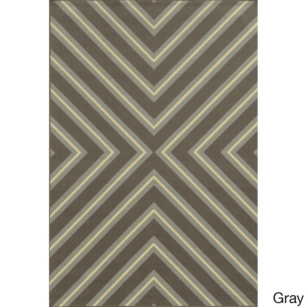 Indoor/ Outdoor Geometric Polypropylene Rug (86 X 13)